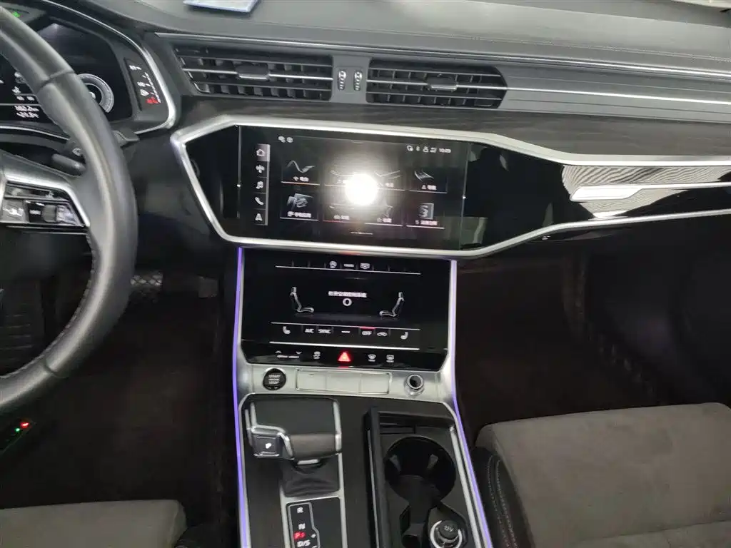 Audi A6L 2024 45 TFSI quattro Premium Dynamic фото 13