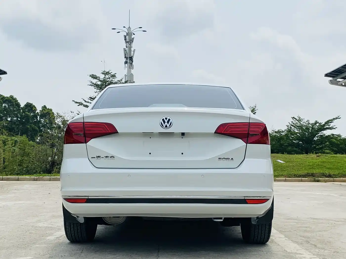 Volkswagen Bora 2016 Model 1.6L Automatic Comfort фото 6