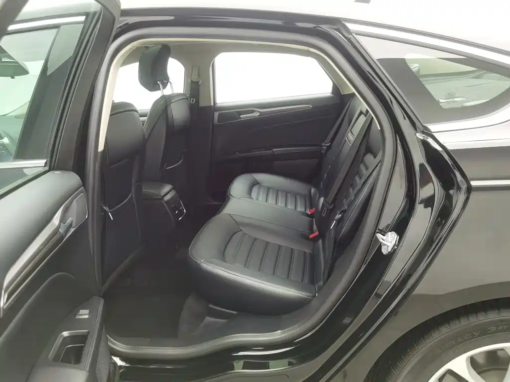 Ford Mondeo, миниатюра 15