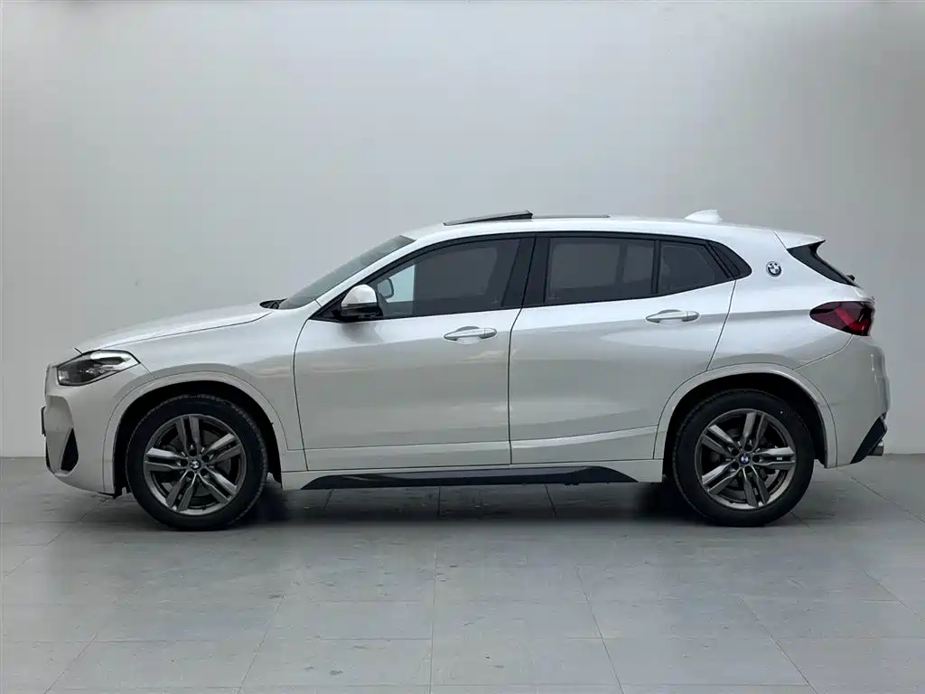 BMW X2 2022 sDrive25i M Sport Package фото 3