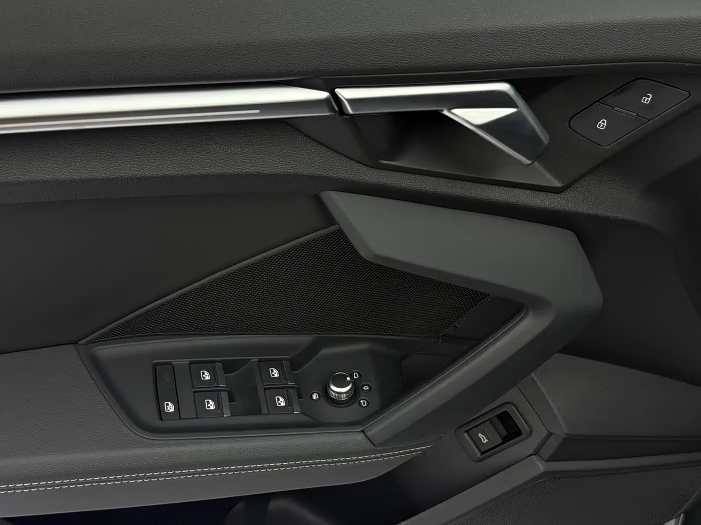Audi A3 2023 Facelift Sportback 35 TFSI Fashion Sport фото 21