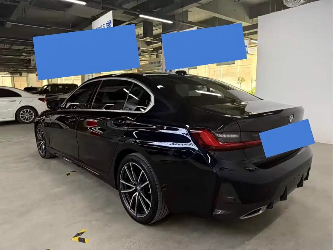 BMW 3 Series 2024 320i M Sport Package фото 10