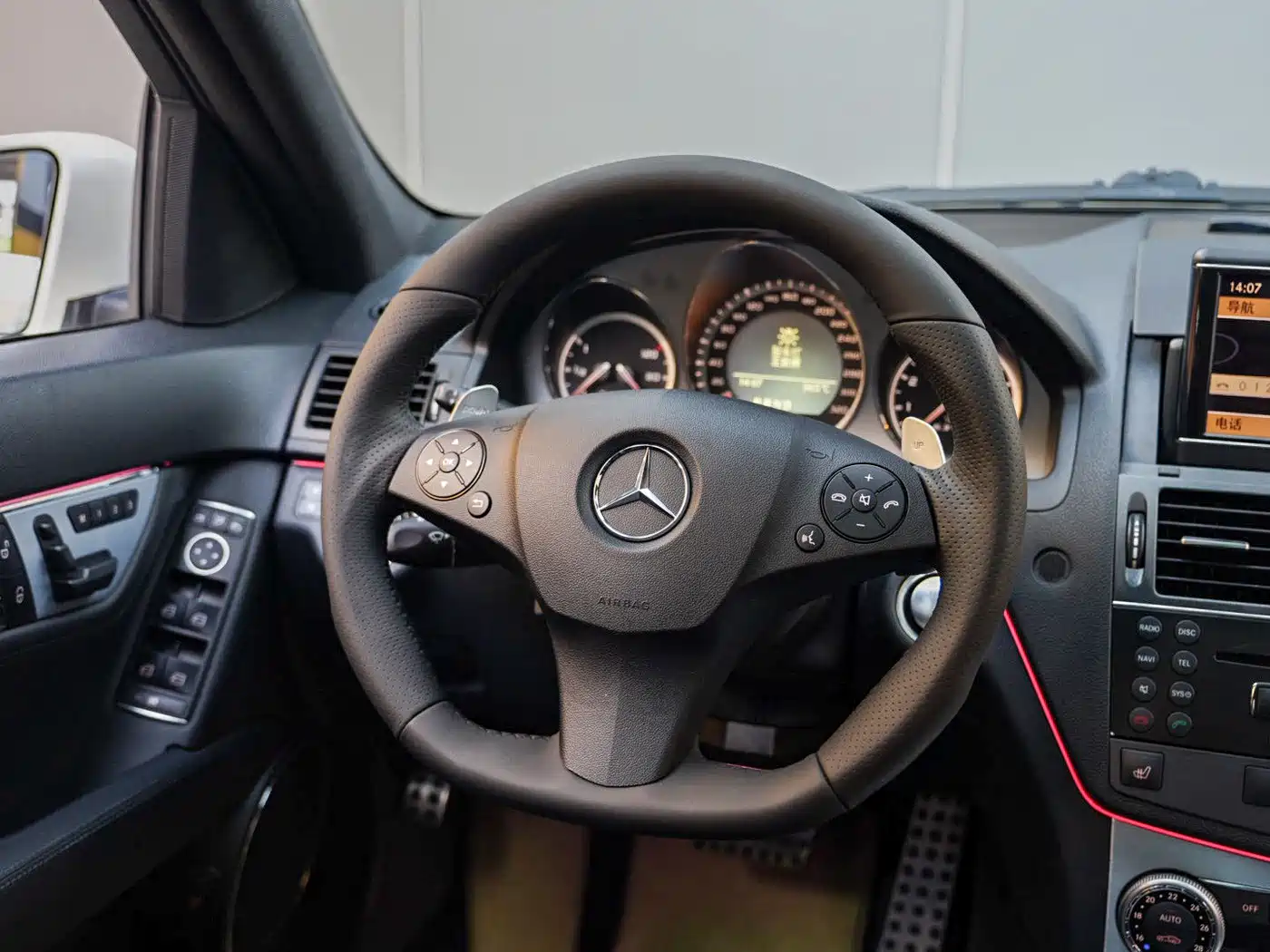 Mercedes-Benz C-Class AMG 2010 AMG C 63 Sport Enhanced Edition фото 9