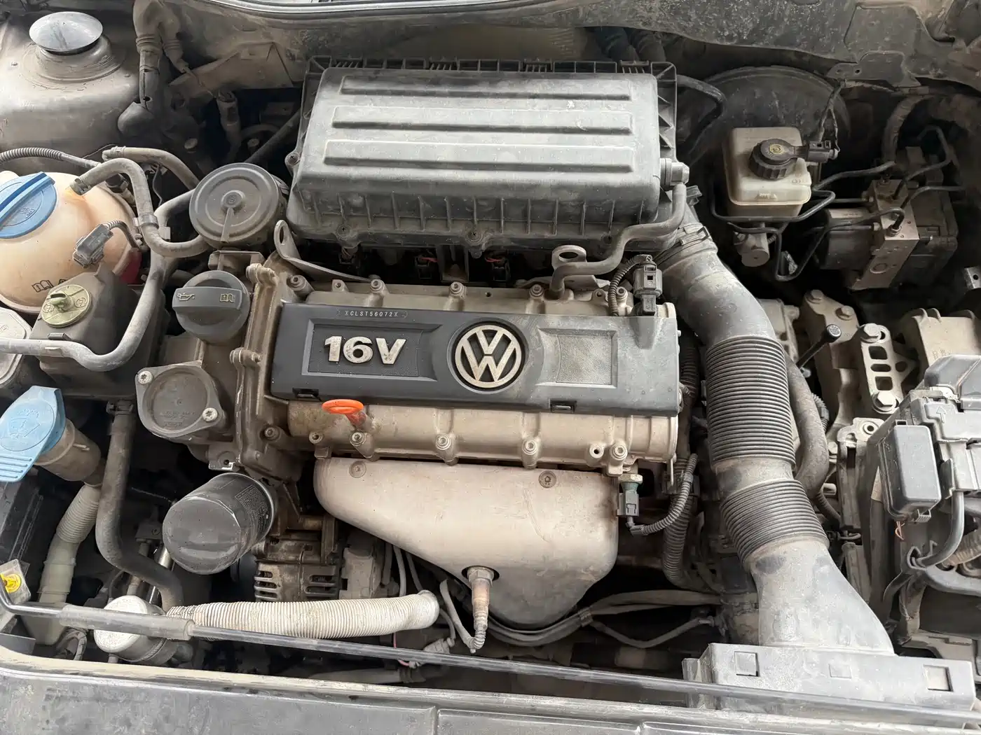 Volkswagen Bora 2013 1.6L Automatic Luxury Model фото 17