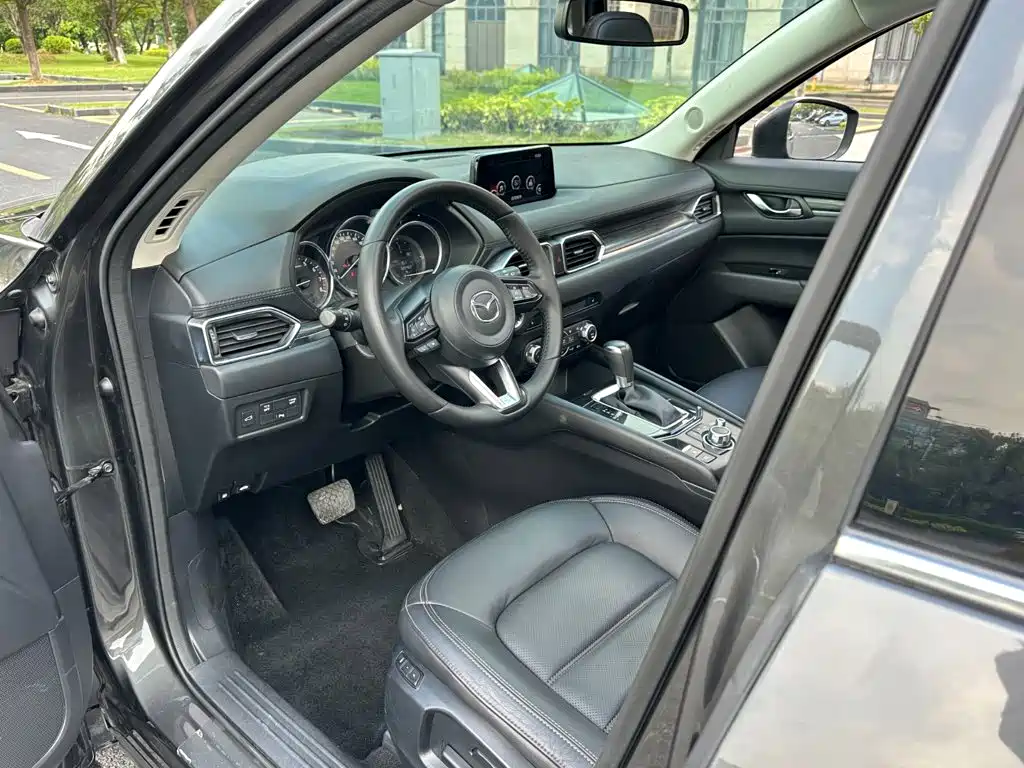 Фото 5 - Mazda CX-5