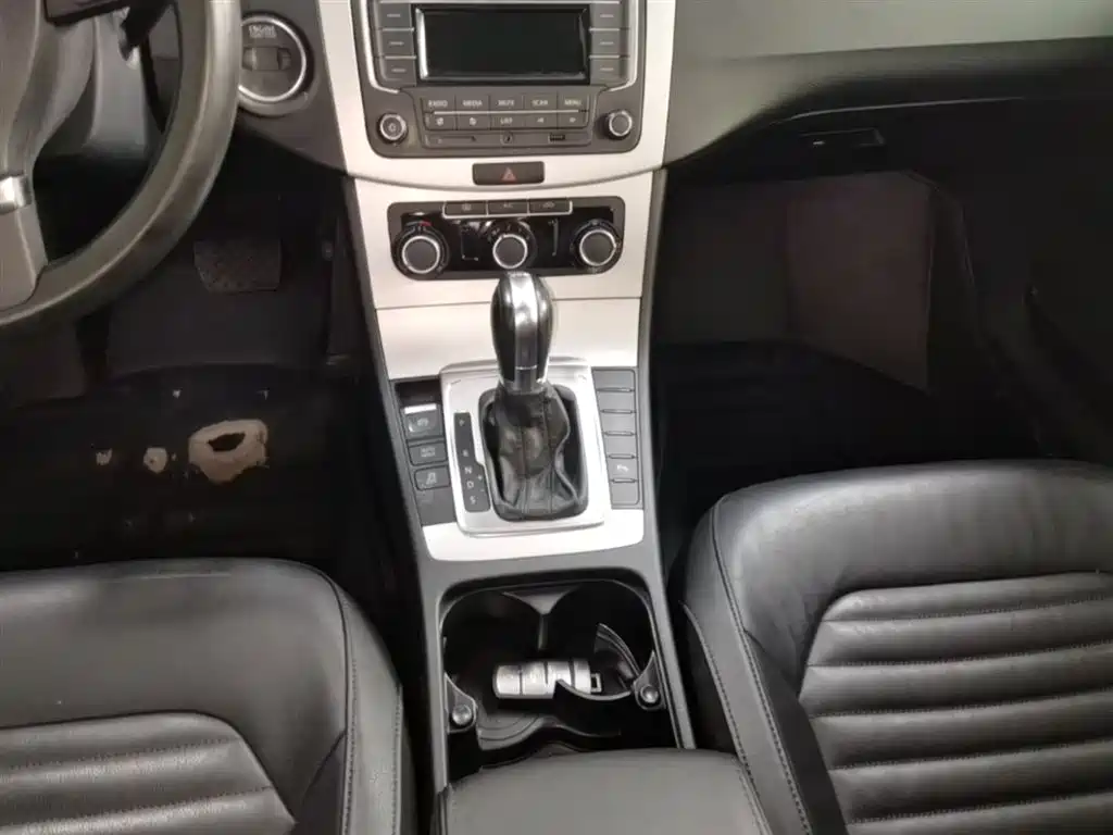 Volkswagen Magotan 2016 1.8TSI Smart Comfort фото 14