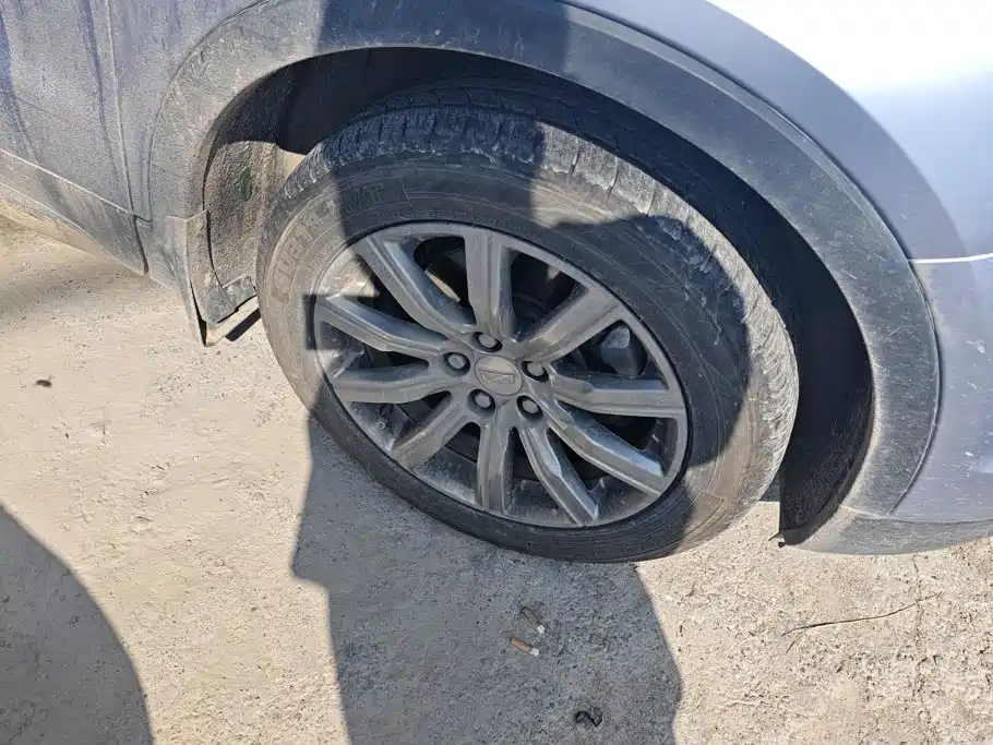 Cadillac XT4 2019 2018 Model 28T 4WD Leading