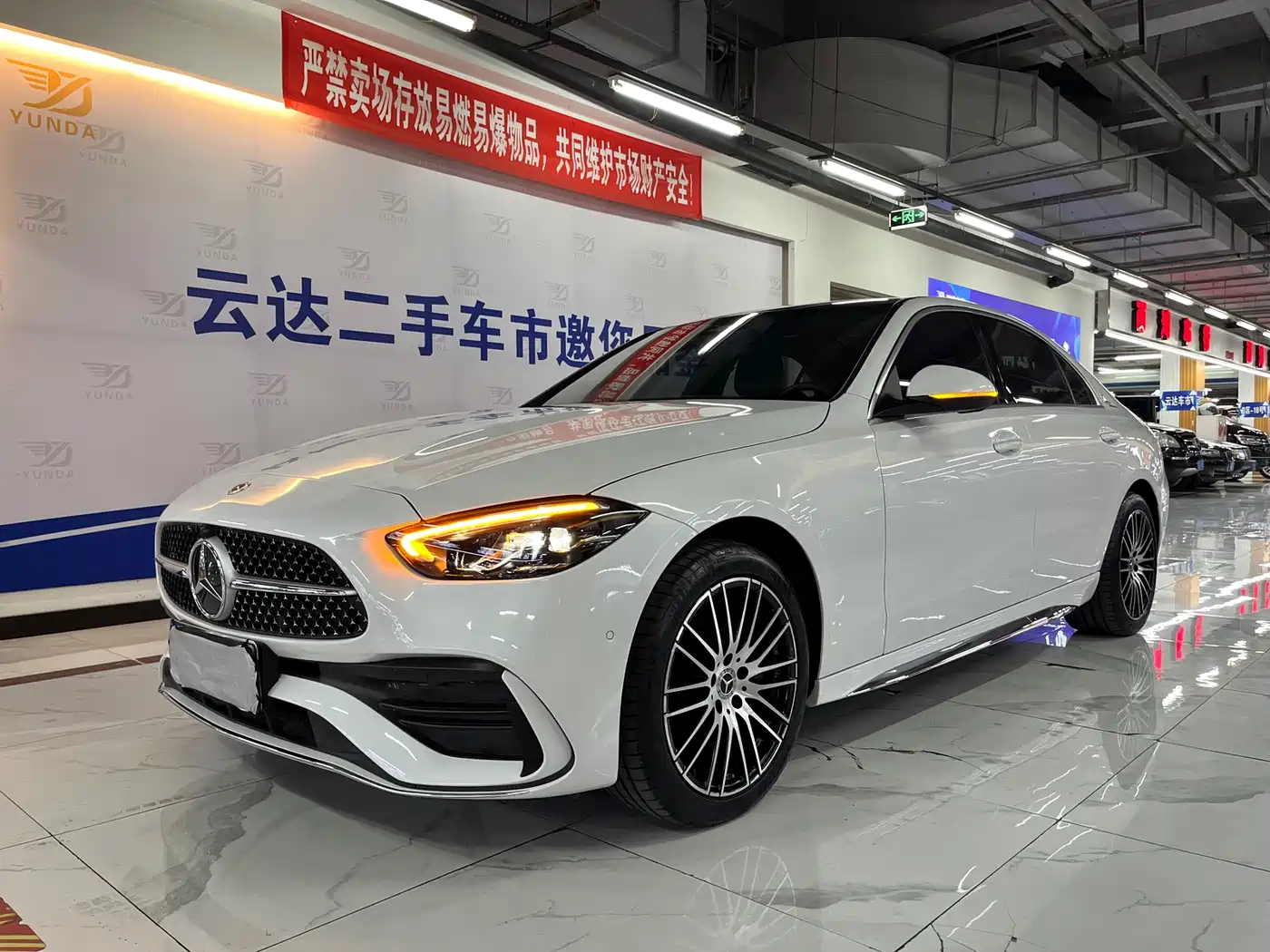 Mercedes-Benz C-Class 2023 Facelift C 260 L Sport Edition фото 2