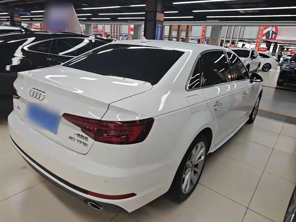 Audi A4L 2018 30th Anniversary 40 TFSI Fashion фото 7