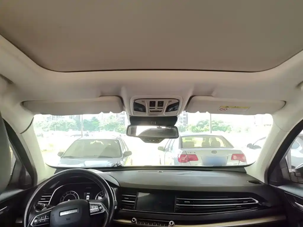 Photo 18 - Haval H6