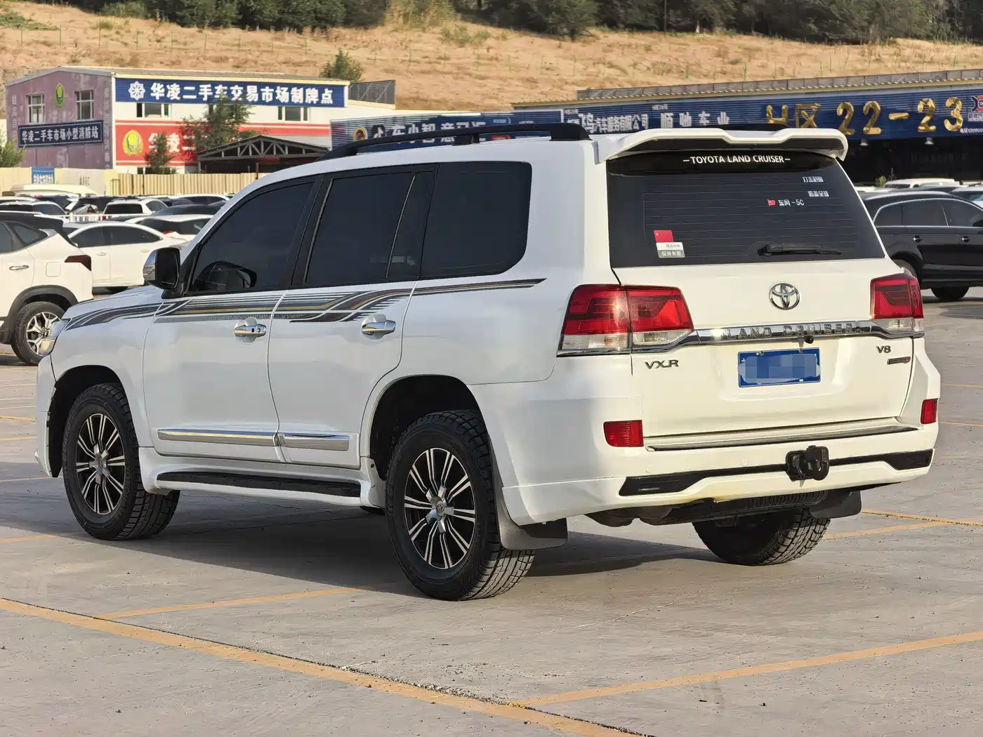 Toyota Land Cruiser (Import) 2014