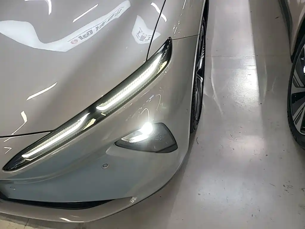 NIO ET7 2023 2022 100kWh Launch Edition