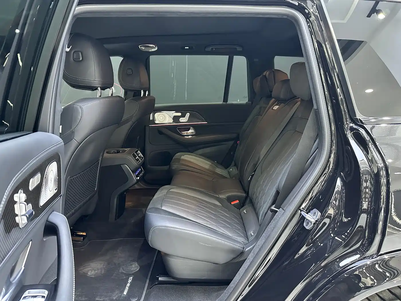 MERCEDES-BENZ GLS AMG