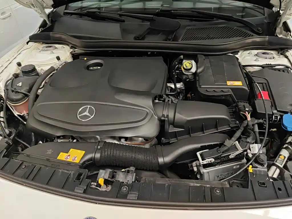 Mercedes-Benz GLA (Import) 2015 2015 GLA 260 4MATIC