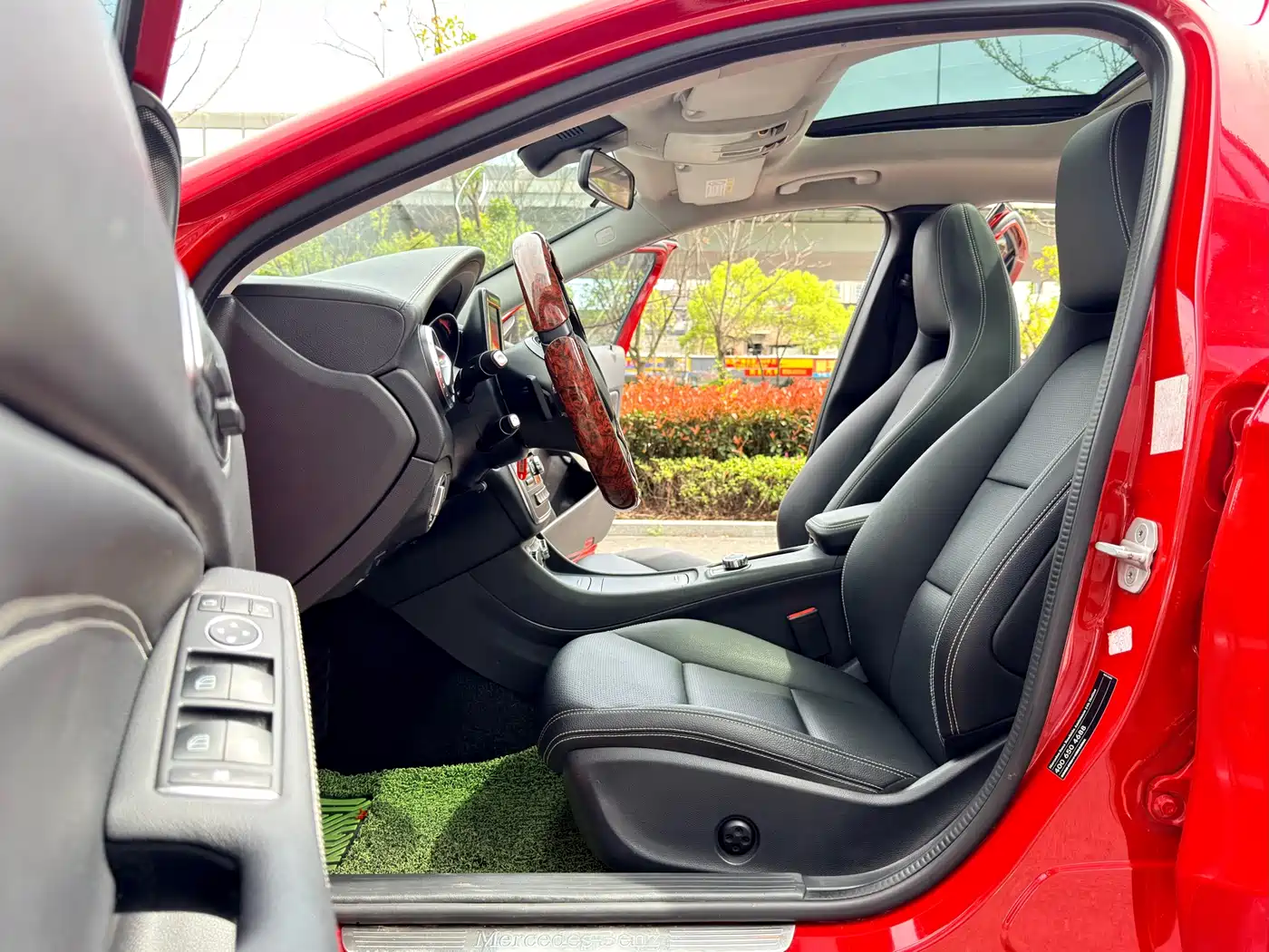 Mercedes-Benz GLA 2015 GLA 200 Fashion фото 4