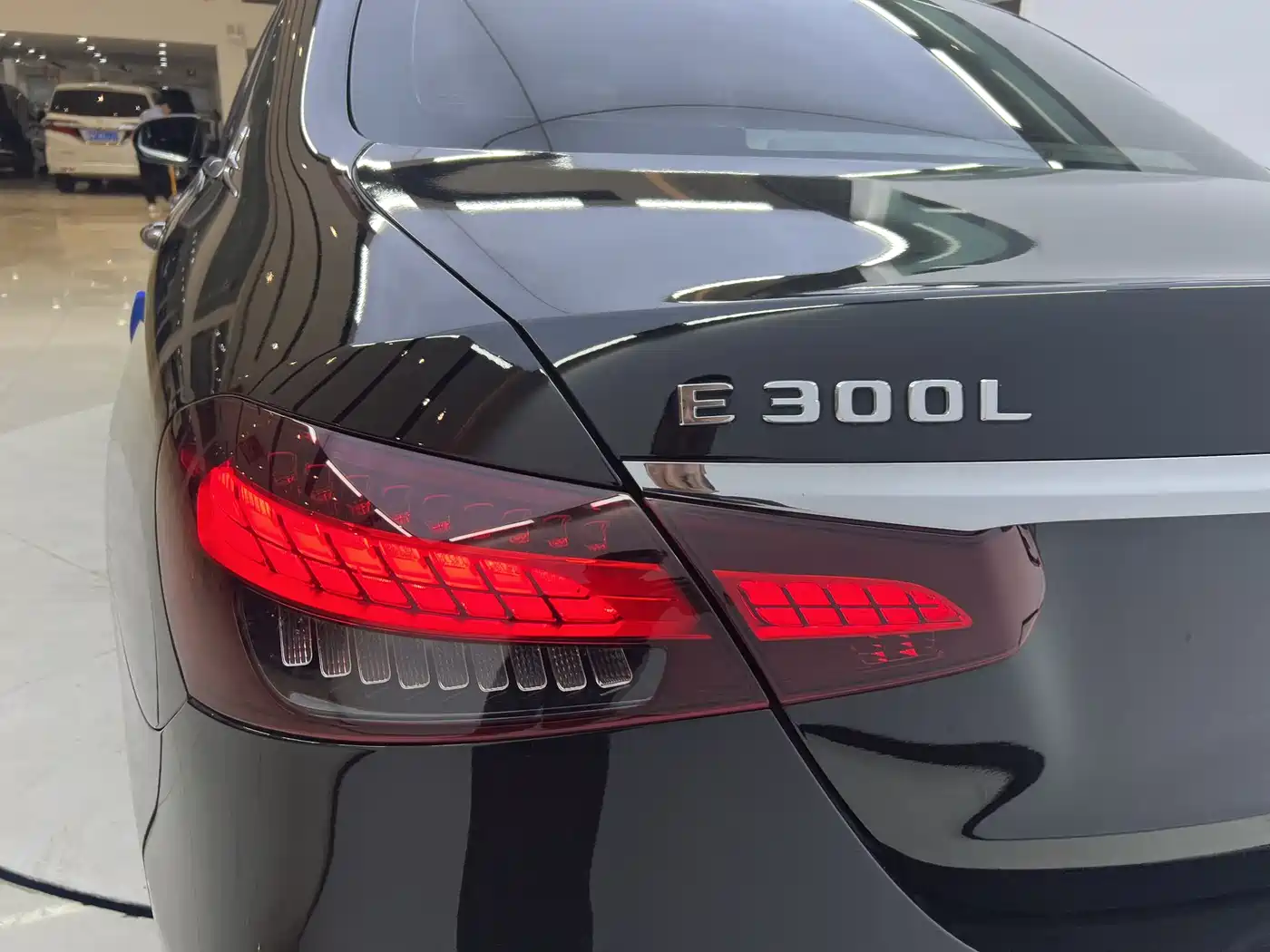Mercedes-Benz E-Class 2023 Facelift E 300 L Luxury фото 15