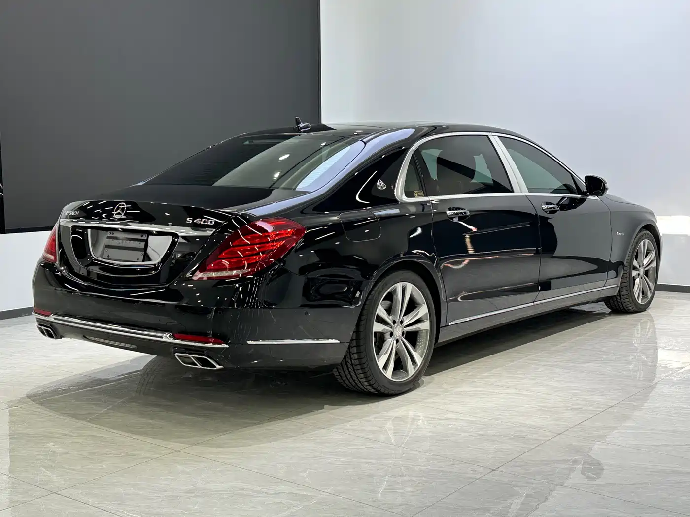 Mercedes-Benz Maybach S-Class 2015 S 400 4MATIC фото 6