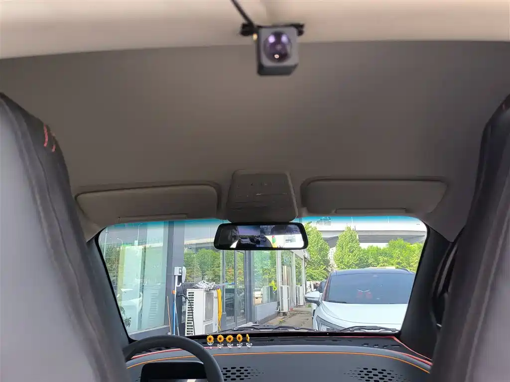 BAOJUN E100