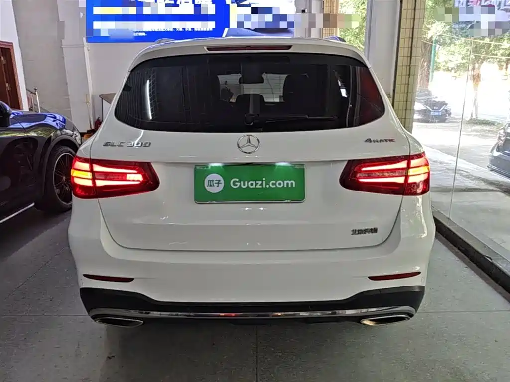 Mercedes-Benz GLC 2018 Facelift GLC 300 4MATIC Dynamic фото 6
