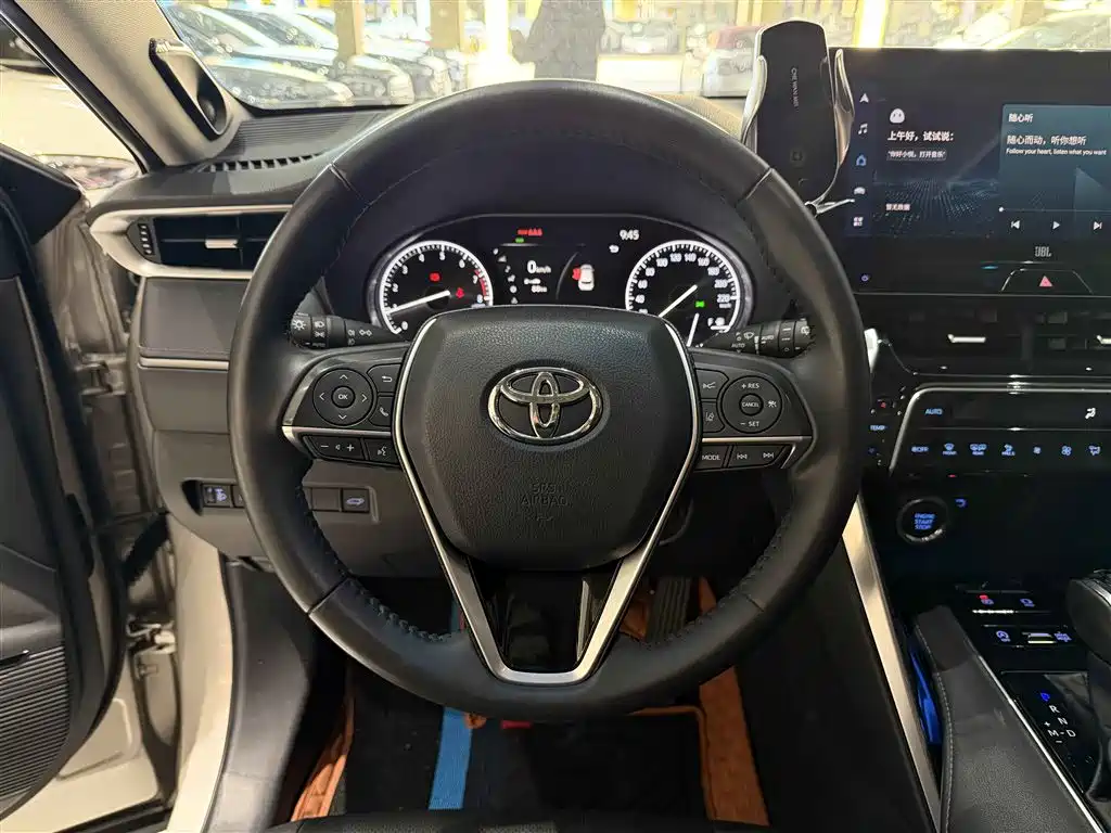 Toyota Venza 2022 2.0L CVT 2WD Premium фото 14