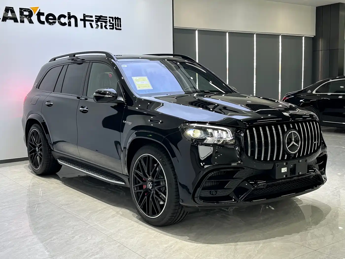 Mercedes-Benz GLS AMG 2024 AMG GLS 63 4MATIC+ фото 3