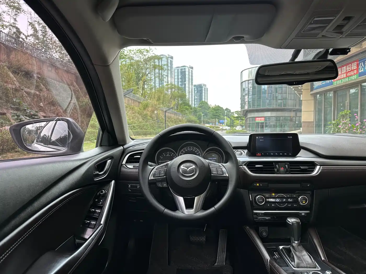 Mazda Atenza 2017 2.5L Skyactiv-G Premium фото 15