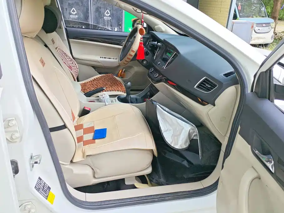 Roewe 360 2016 2015 1.5L Manual Luxury
