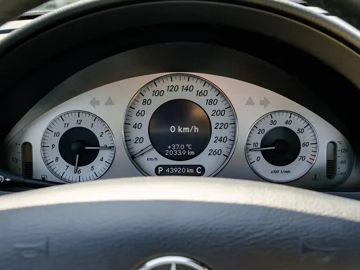 Mercedes-Benz E-Class 2009 2007 Model E 230 Elegance