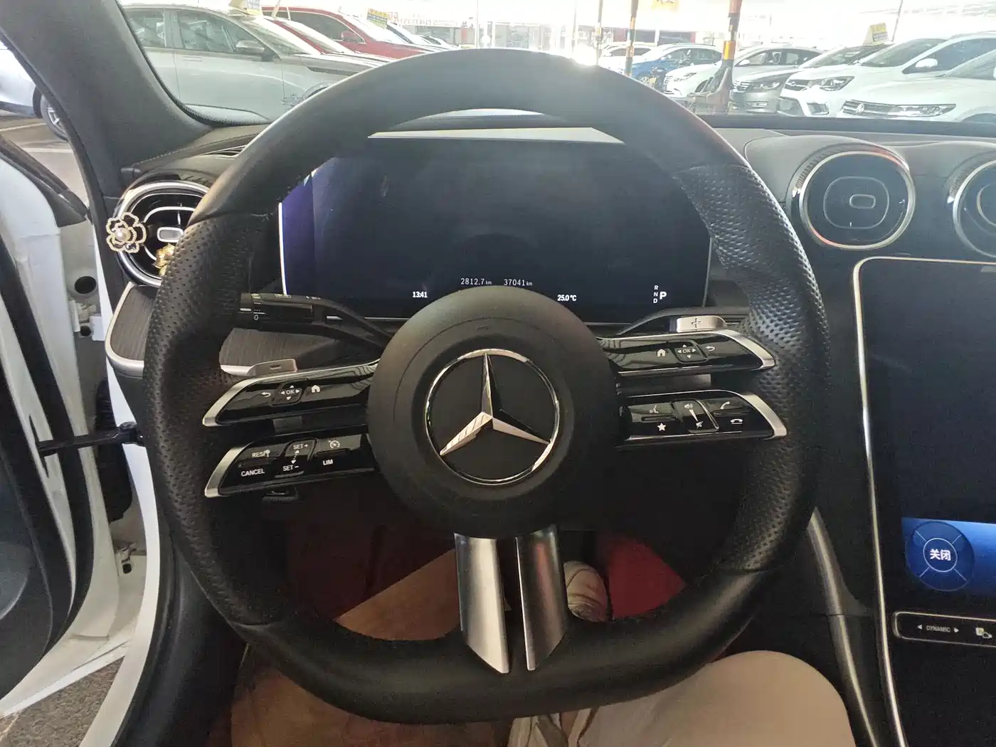 Mercedes-Benz C-Class 2022 C 200 L Sport Version фото 11