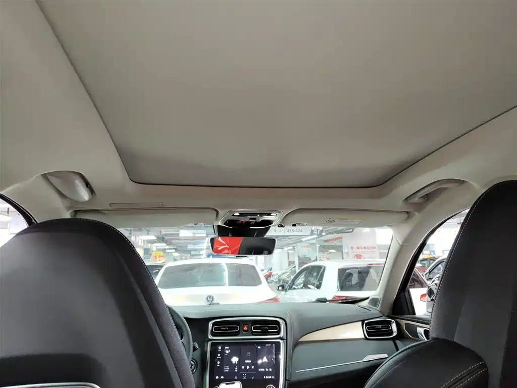 Lynk & Co 01 2019 2.0T 2WD Type Pro Version China VI фото 18