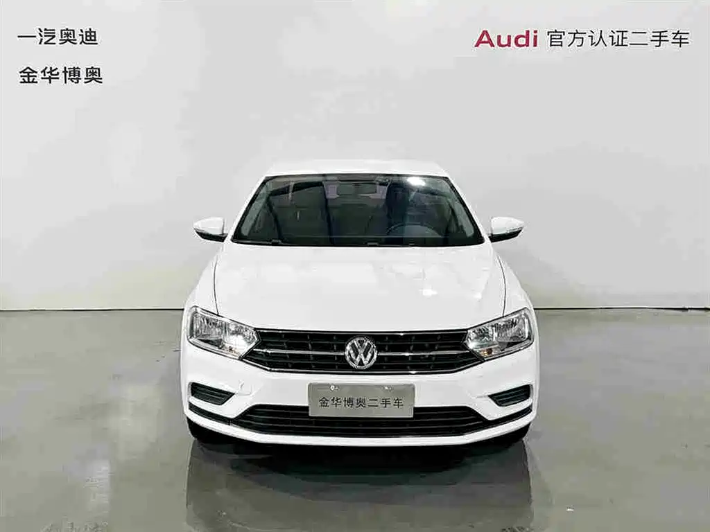 Volkswagen Bora 2018 1.5L Manual Fashion фото 2