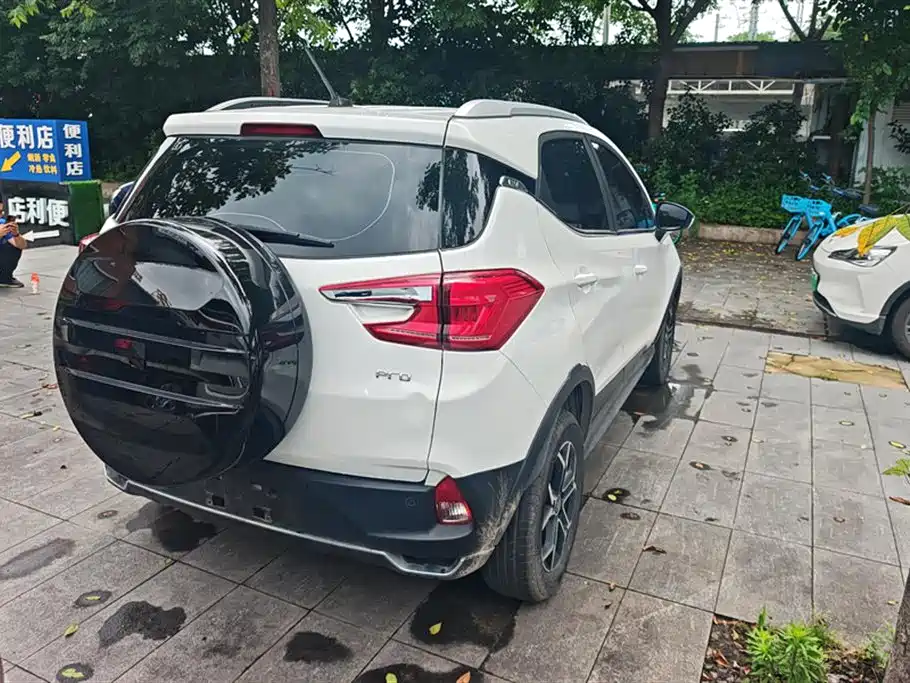 BYD Yuan Pro 2023 401KM Luxury фото 3