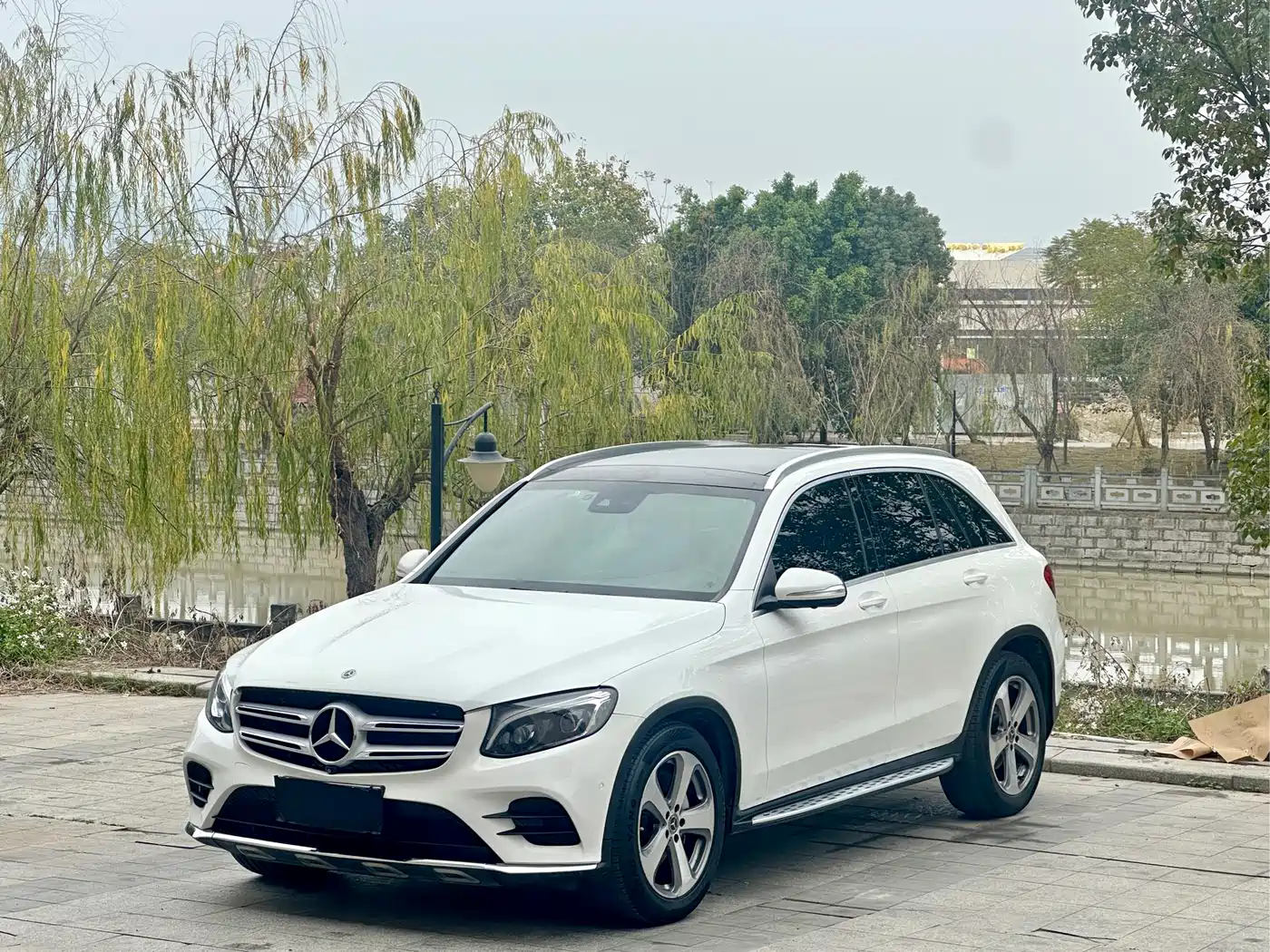 Mercedes-Benz GLC 2017 GLC 300 4MATIC Dynamic