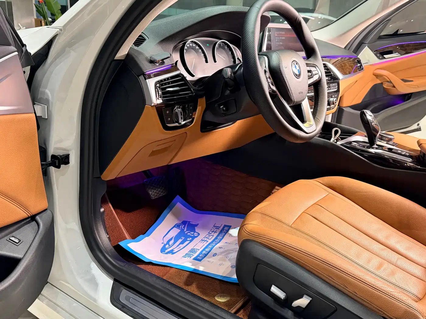 BMW 5 Series 2018 528Li Launch Special Edition фото 10