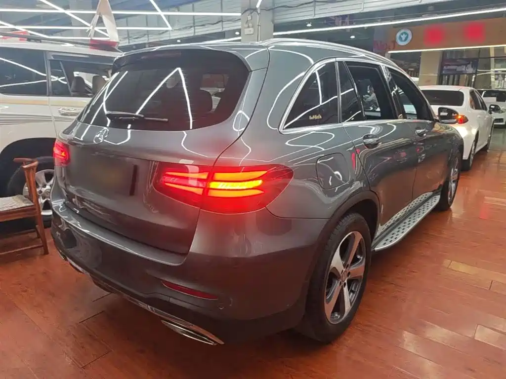 Mercedes-Benz GLC 2017 GLC 260 4MATIC Luxury фото 7