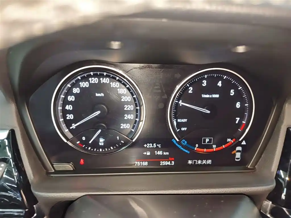 BMW 1 Series 2022 120i M Sport Shadow Edition фото 12