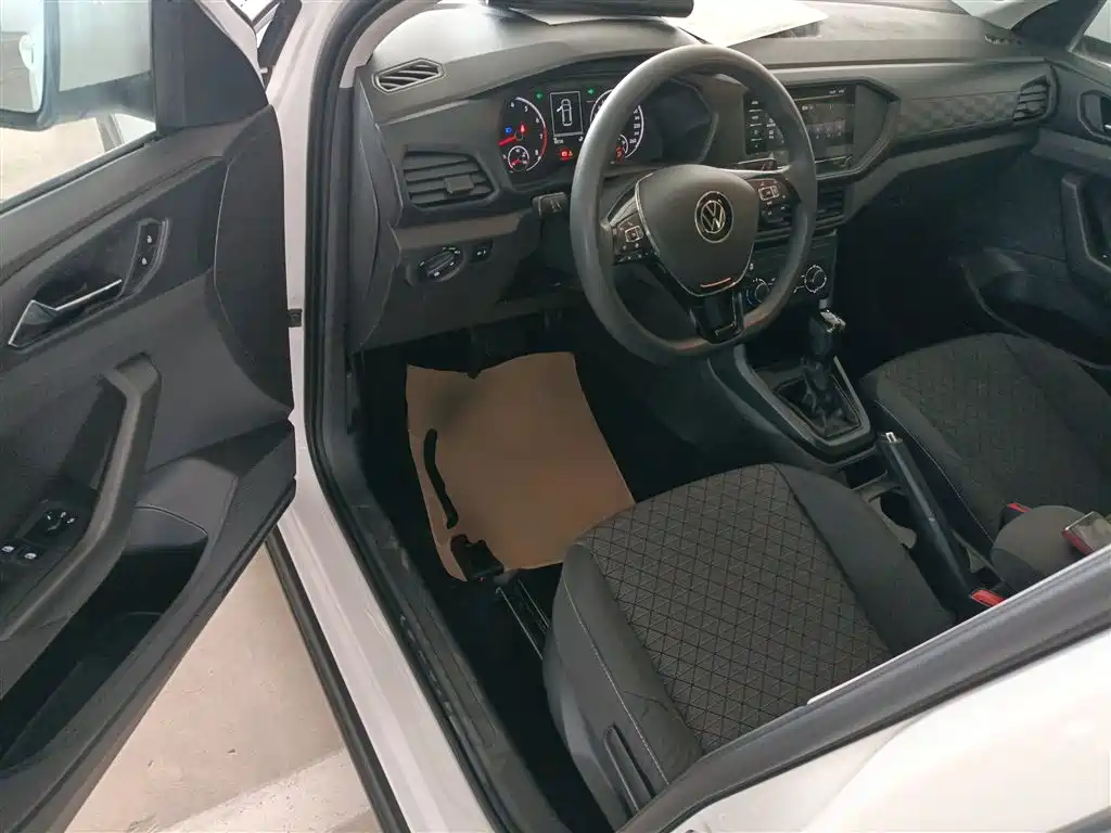 VOLKSWAGEN TU KAI