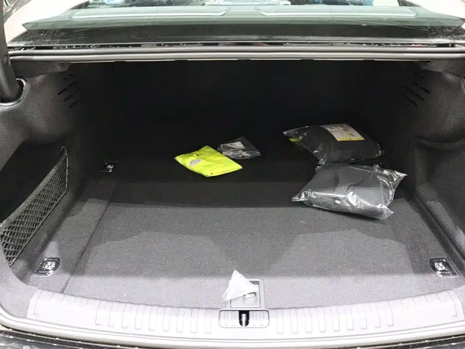 Audi A6L 2026 Model Year 45 TFSI Premium Dynamic фото 23