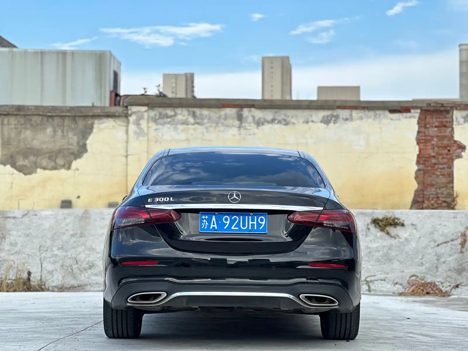 Фото 18 - Mercedes-Benz E-Class