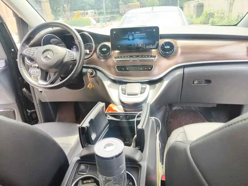 Mercedes-Benz V-Class, миниатюра 12