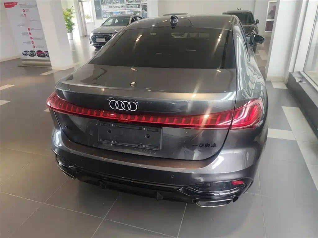Audi A5L 2026 2.0T Sport Edition фото 4