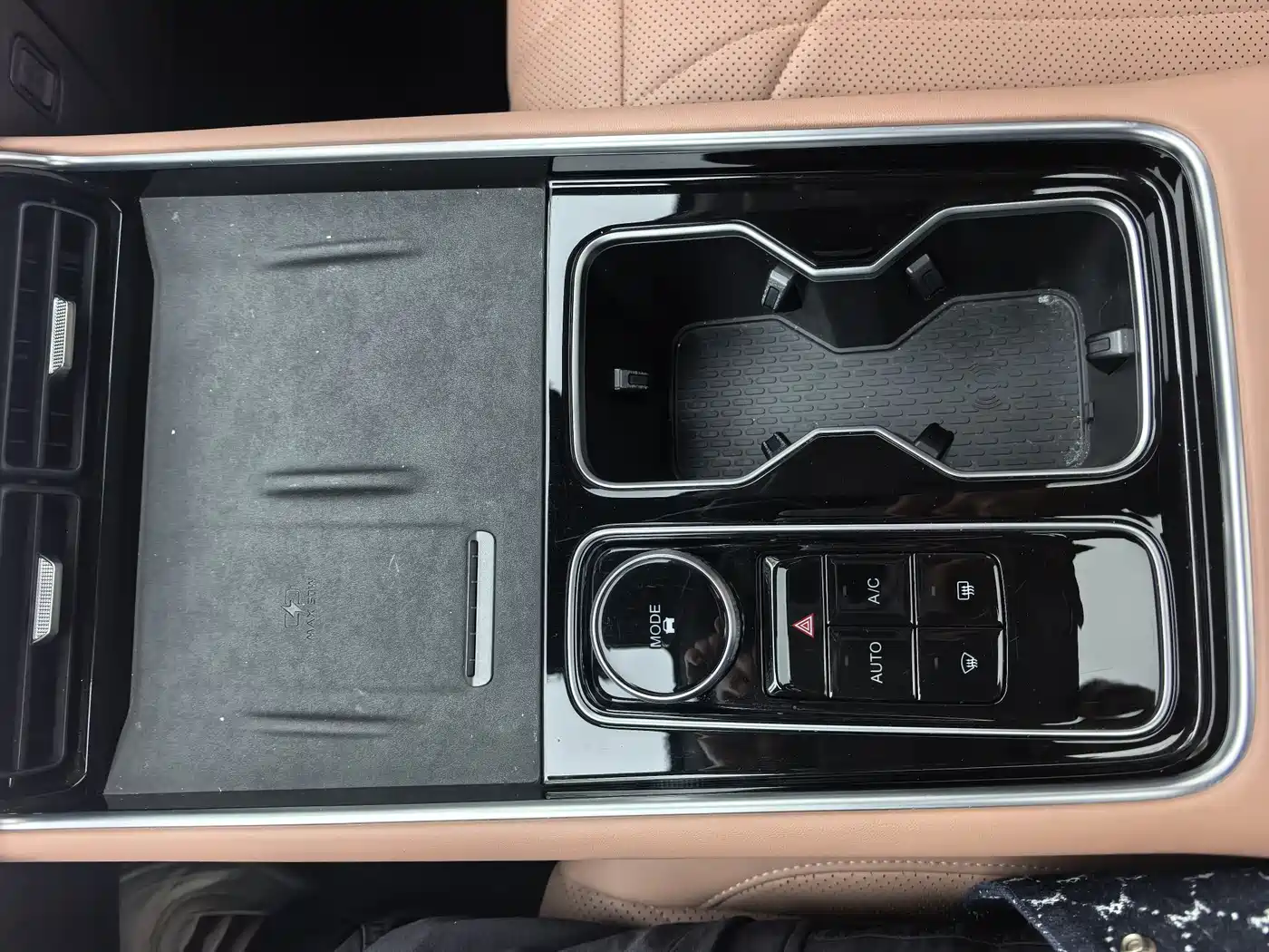 Chery Tiggo 8L 2025 2024 2.0T 2WD Premium 5-seater