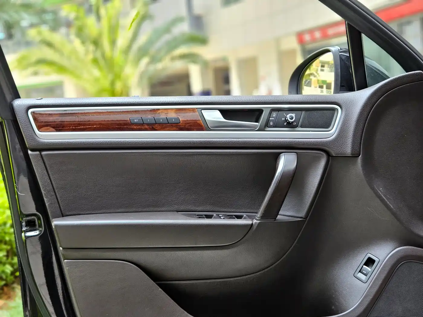 Volkswagen Touareg 2011 3.0TSI Comfort фото 15