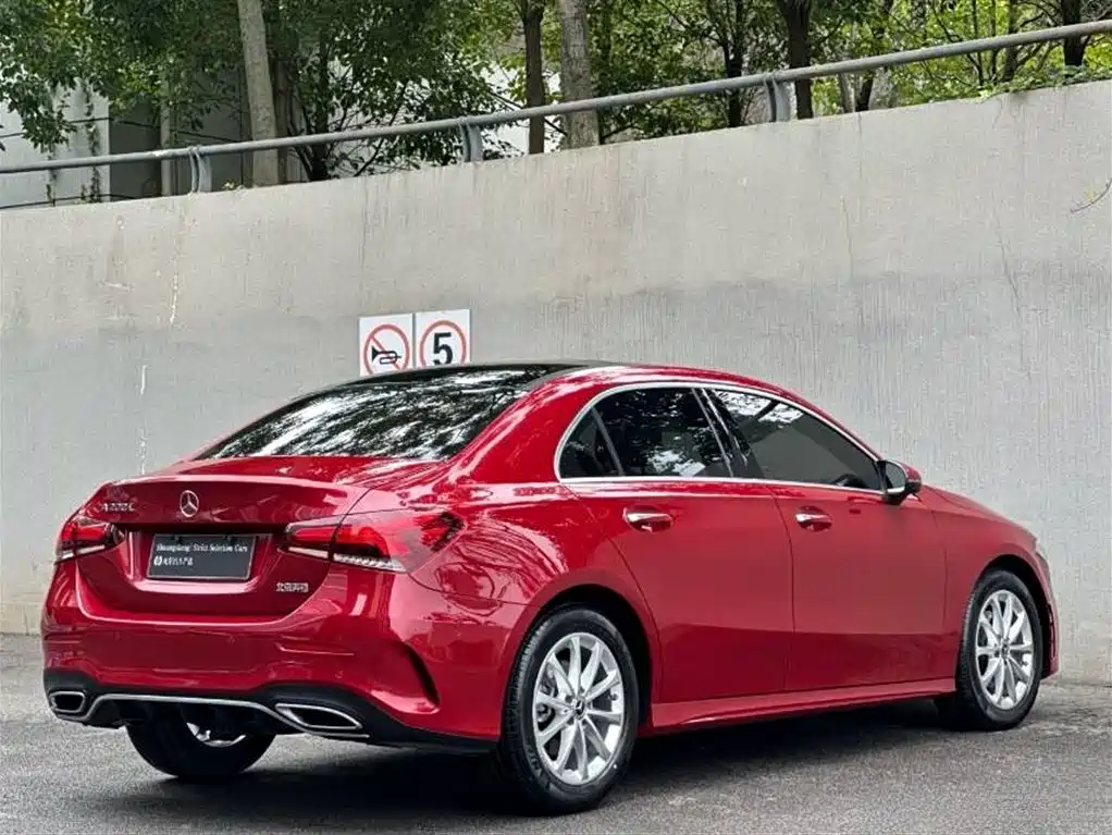 Mercedes-Benz A-Class 2022 A 200 L Sport Sedan Dynamic фото 8