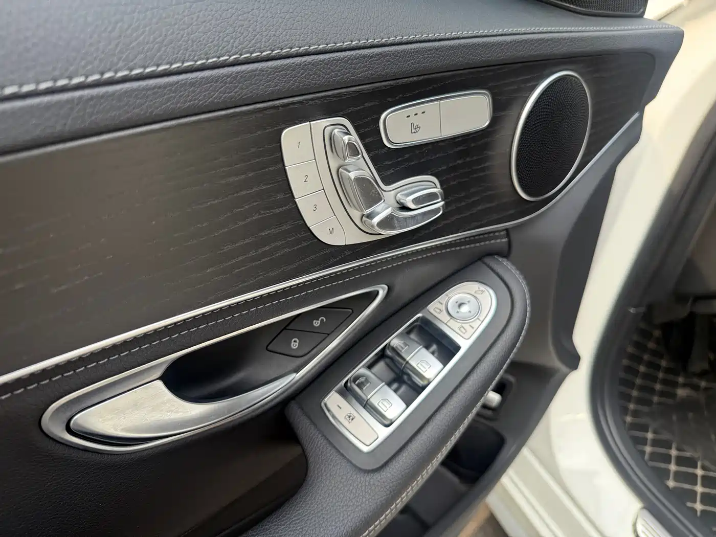 Mercedes-Benz C-Class 2020 C 260 L Sport фото 18