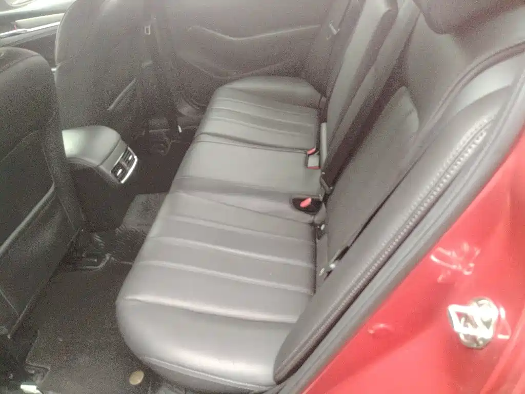Photo 13 - Mazda Atenza