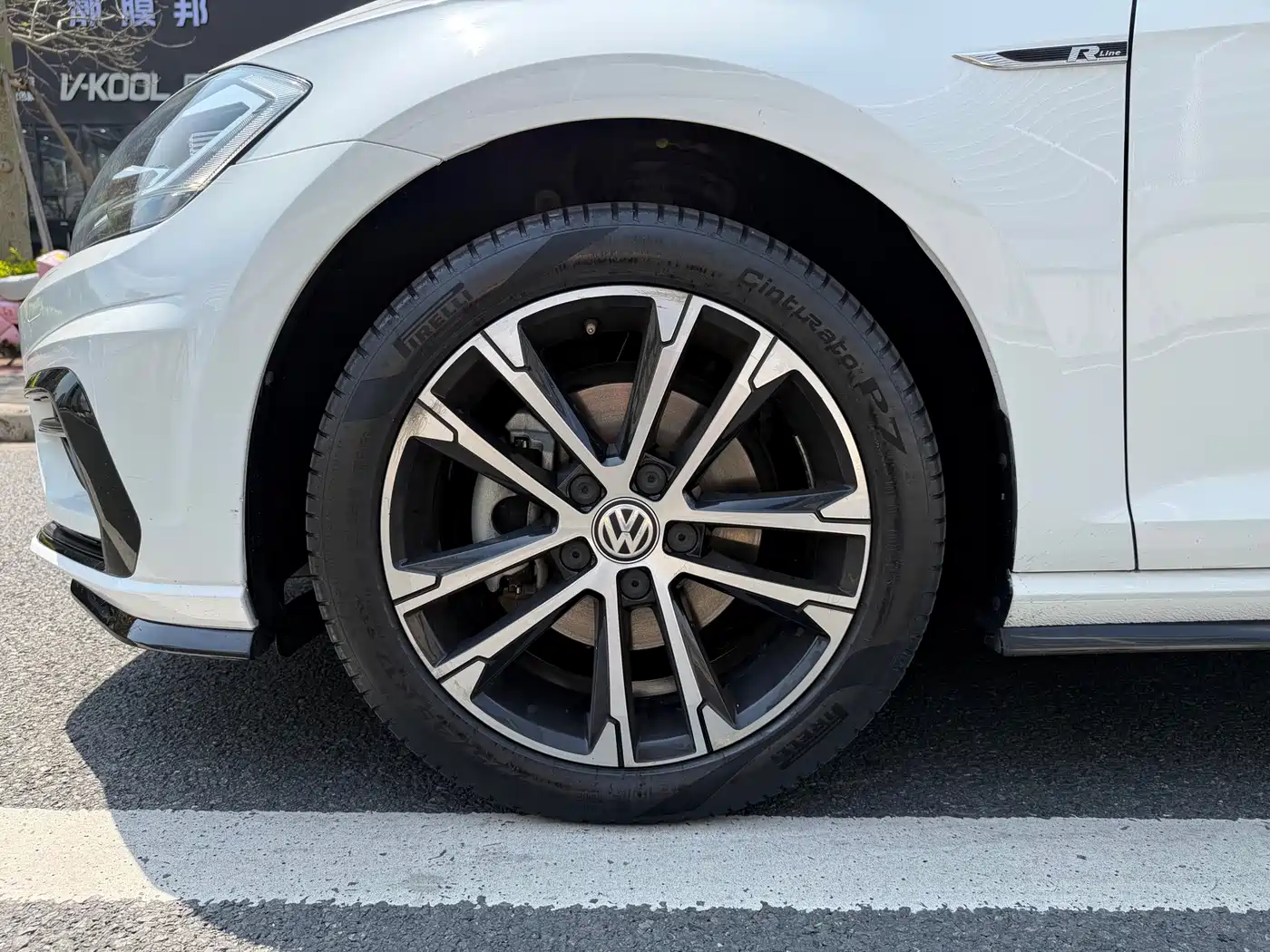 Volkswagen Golf 2019 280TSI DSG R-Line China VI фото 9