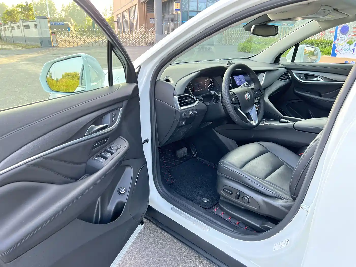 Фото 9 - Buick Enclave