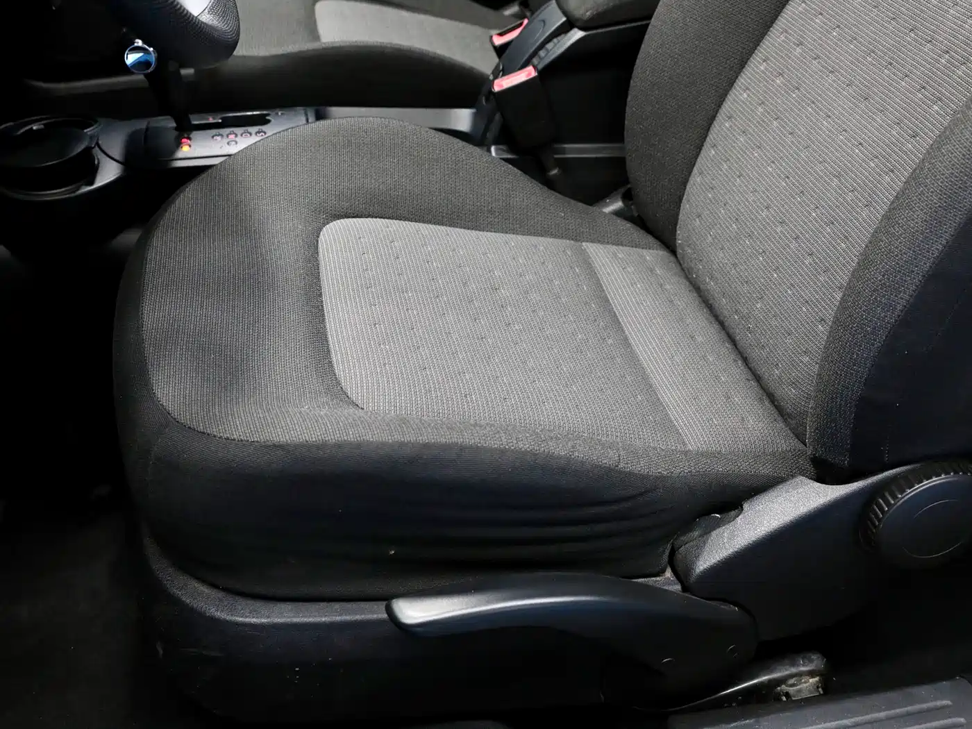 Volkswagen Beetle 2010 Model 1.6 AT фото 14