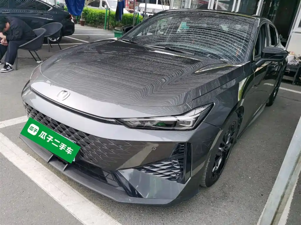 Changan UNI-V 2024 1.5T Deluxe
